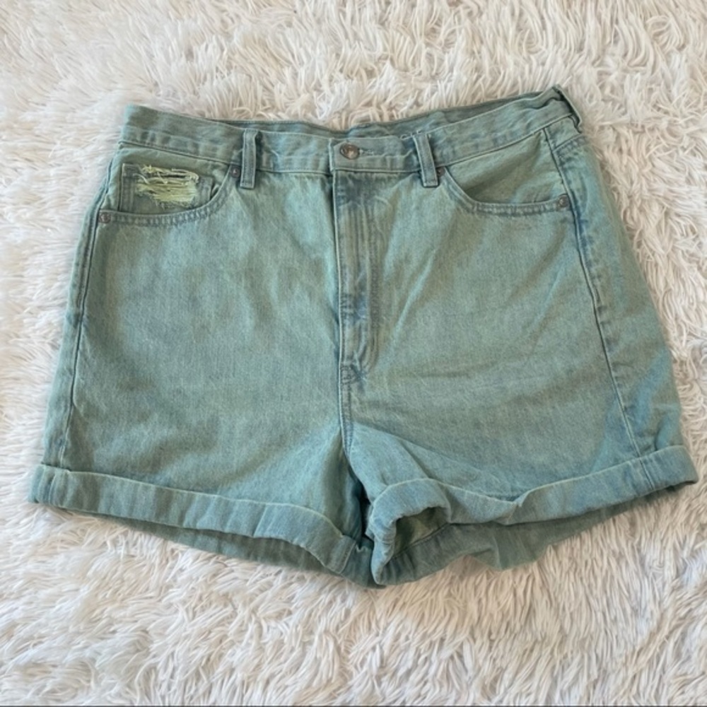 American Eagle Mom Shorts